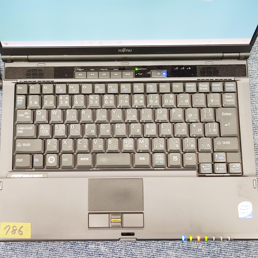 富士通 FMV BIBLO MG/A75のキーボード