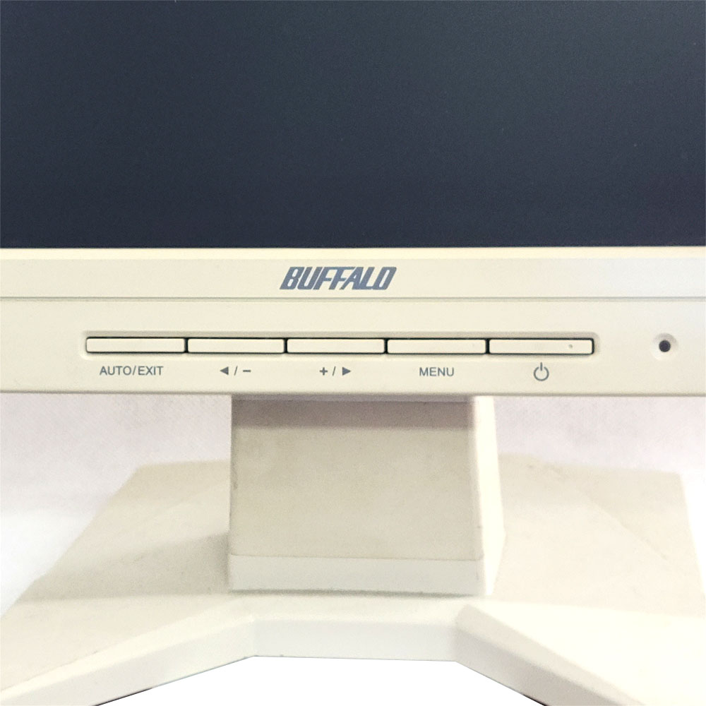 BUFFALO FTD-X501Aの全面スイッチ