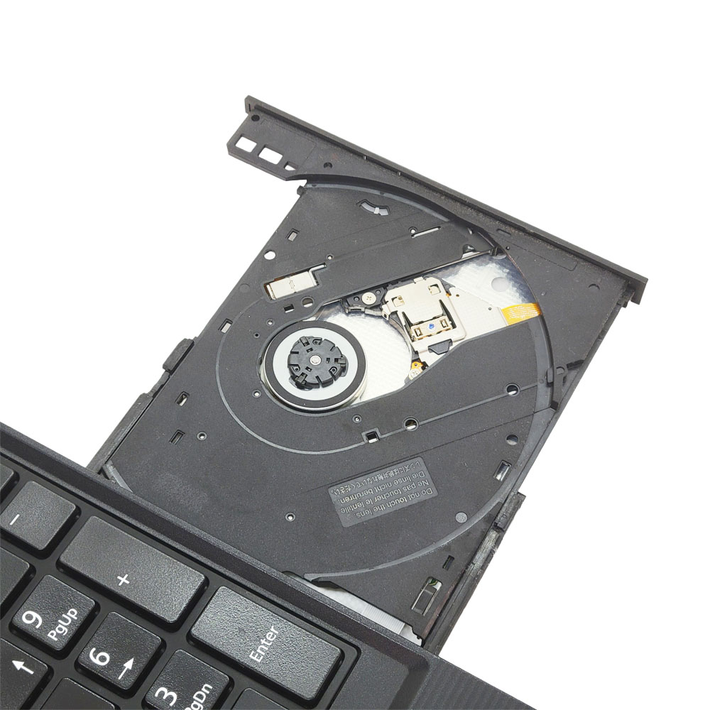 富士通 LIFEBOOK A579/AのDVDドライブ