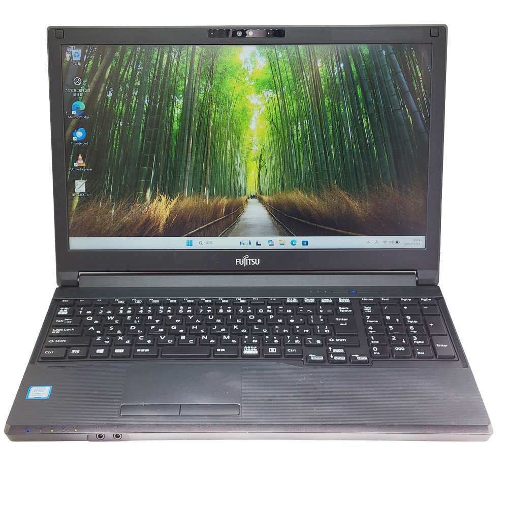 富士通 LIFEBOOK A579/Aの正面